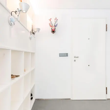 Malvarrosa Attic - At The Apartment Valencia